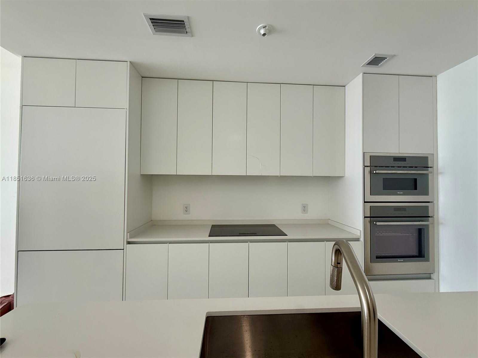Small Image of 700 NORTH EAST 24TH ST #5105, Miami Number 3