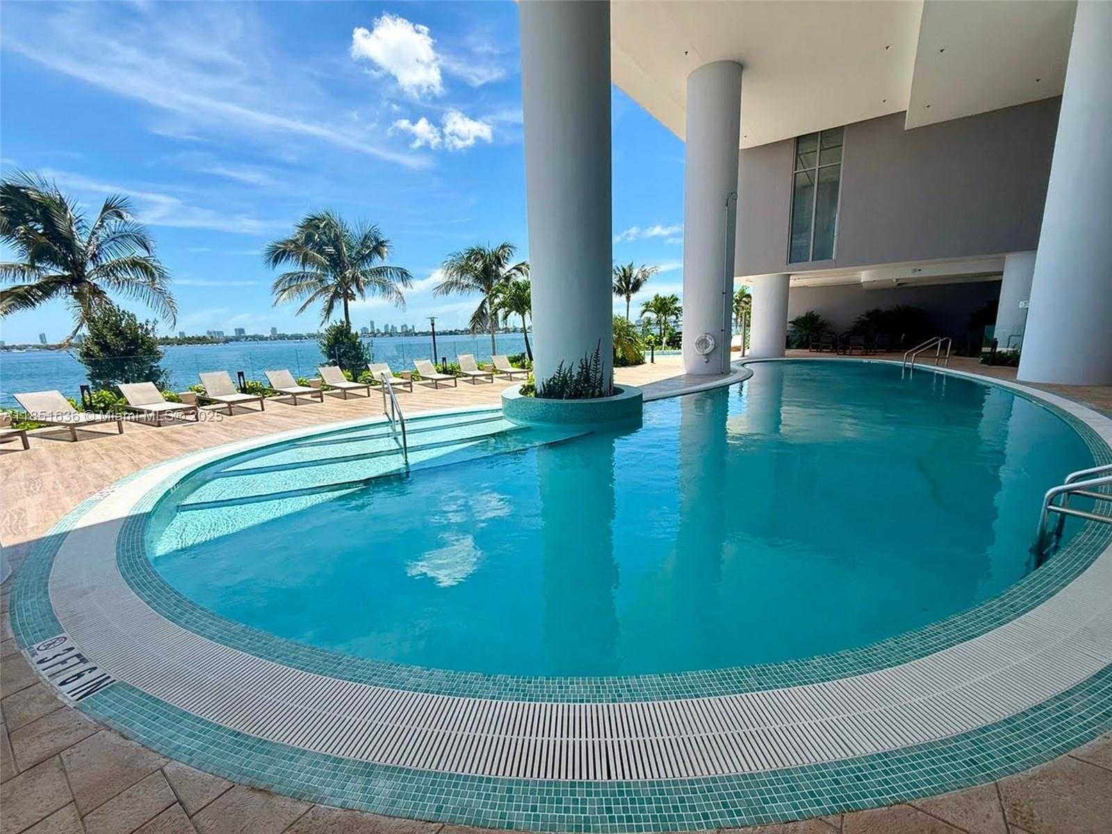Small Image of 700 NORTH EAST 24TH ST #5105, Miami Number 30