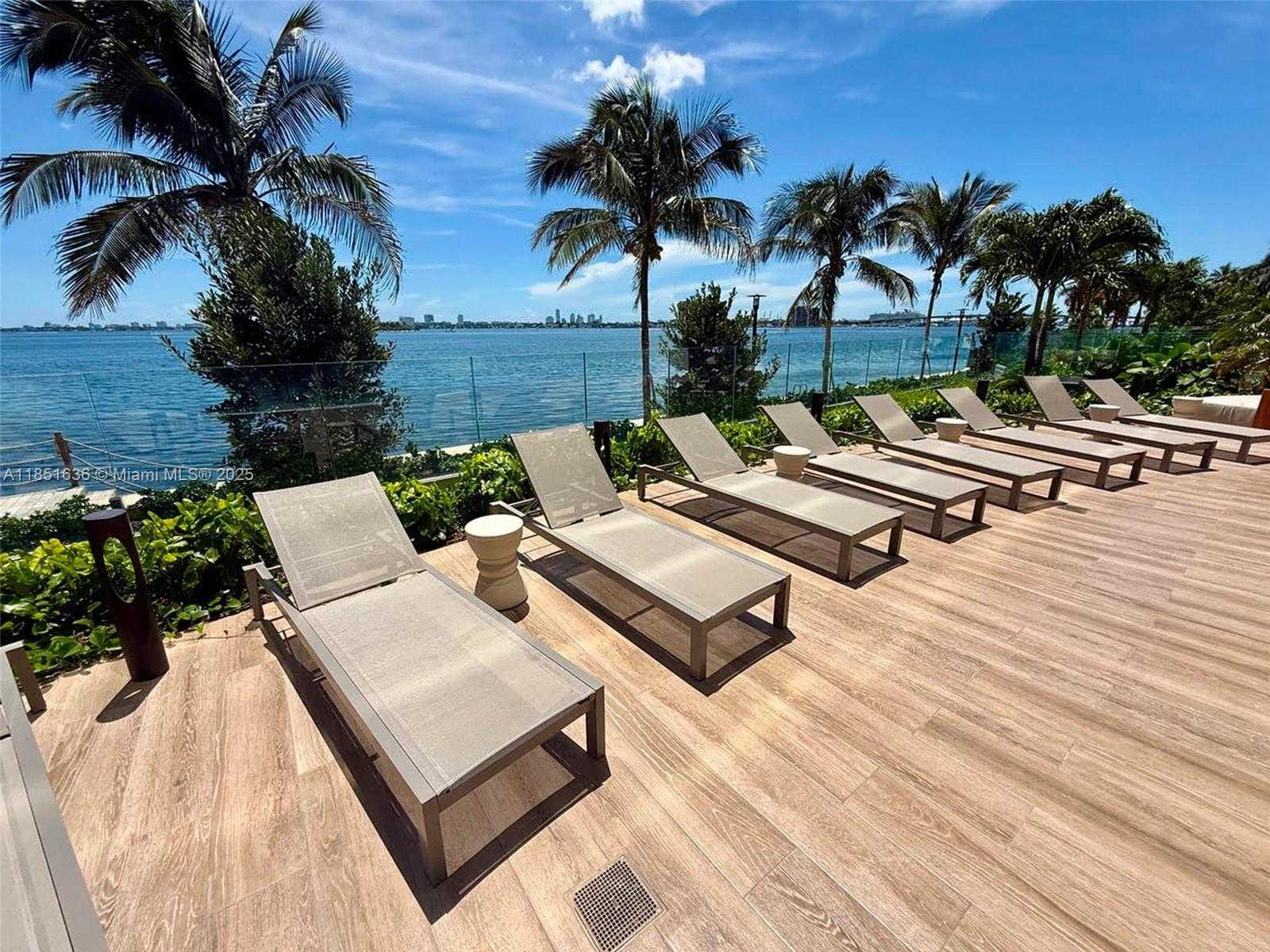 Small Image of 700 NORTH EAST 24TH ST #5105, Miami Number 31