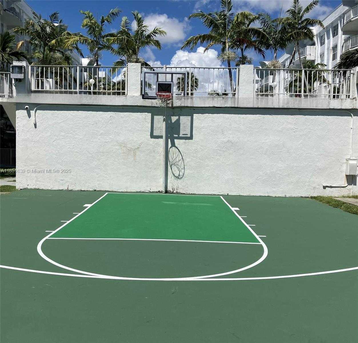 Small Image of 494 NORTH WEST 165TH ST RD #C-202, Miami Number 14