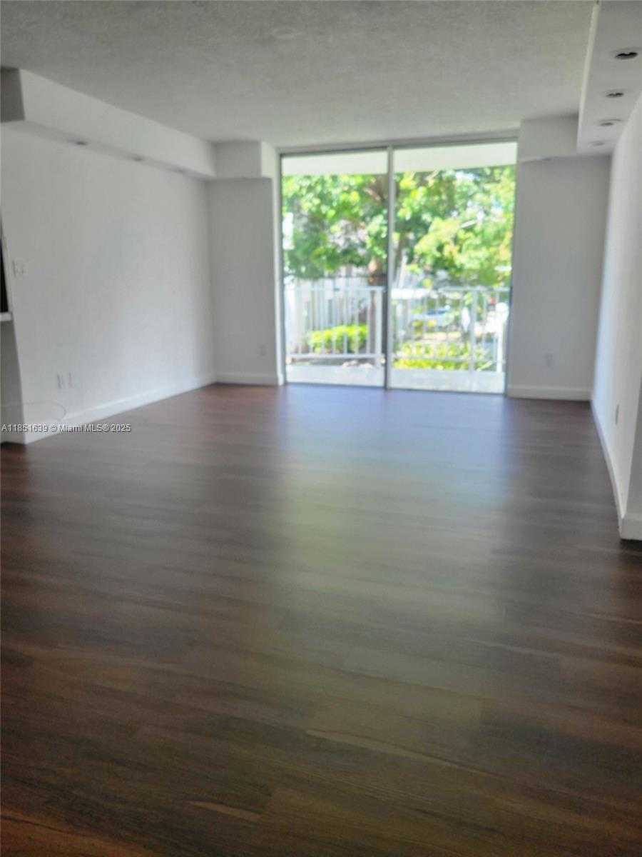 Small Image of 494 NORTH WEST 165TH ST RD #C-202, Miami Number 5