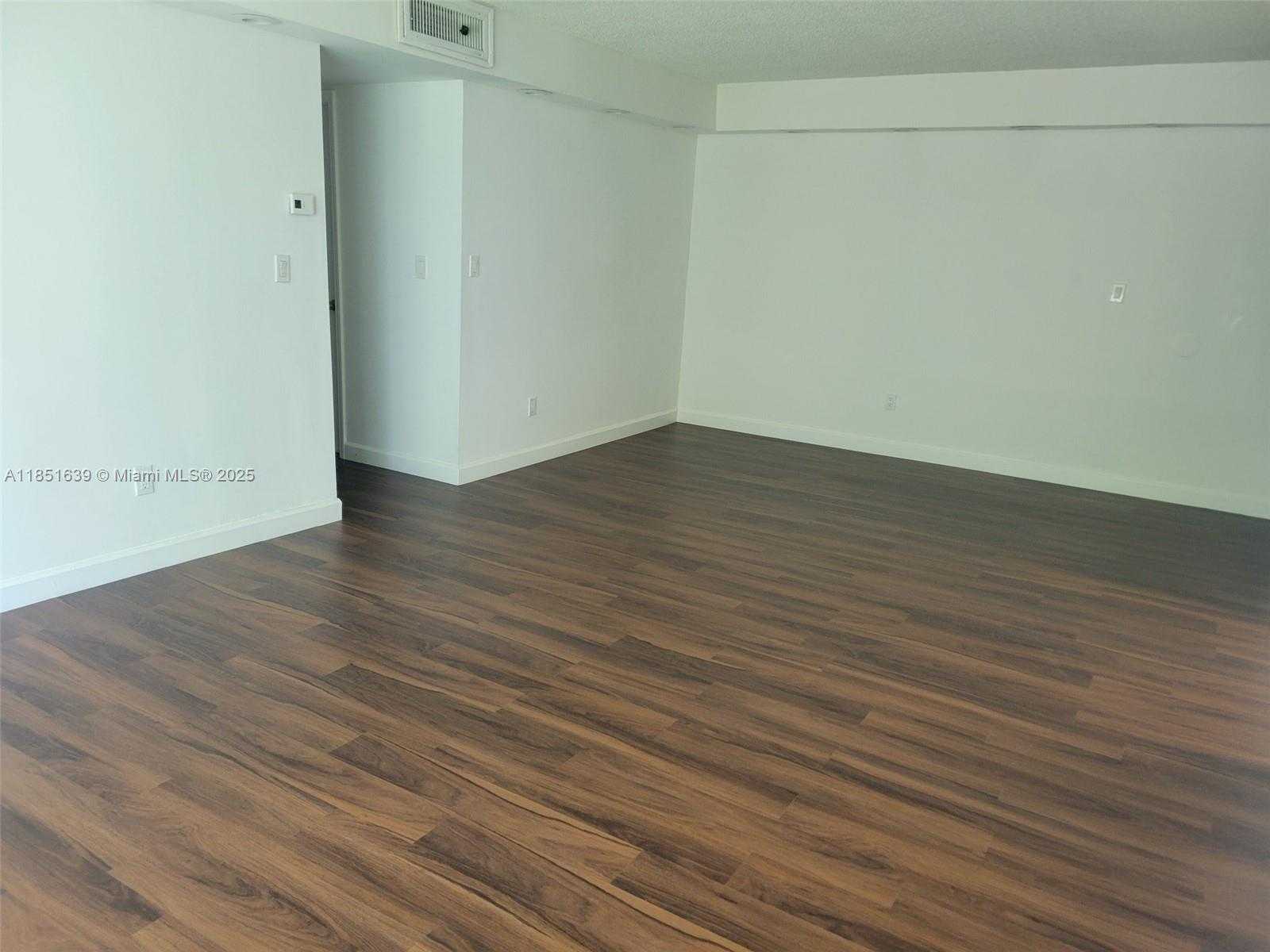 Small Image of 494 NORTH WEST 165TH ST RD #C-202, Miami Number 7