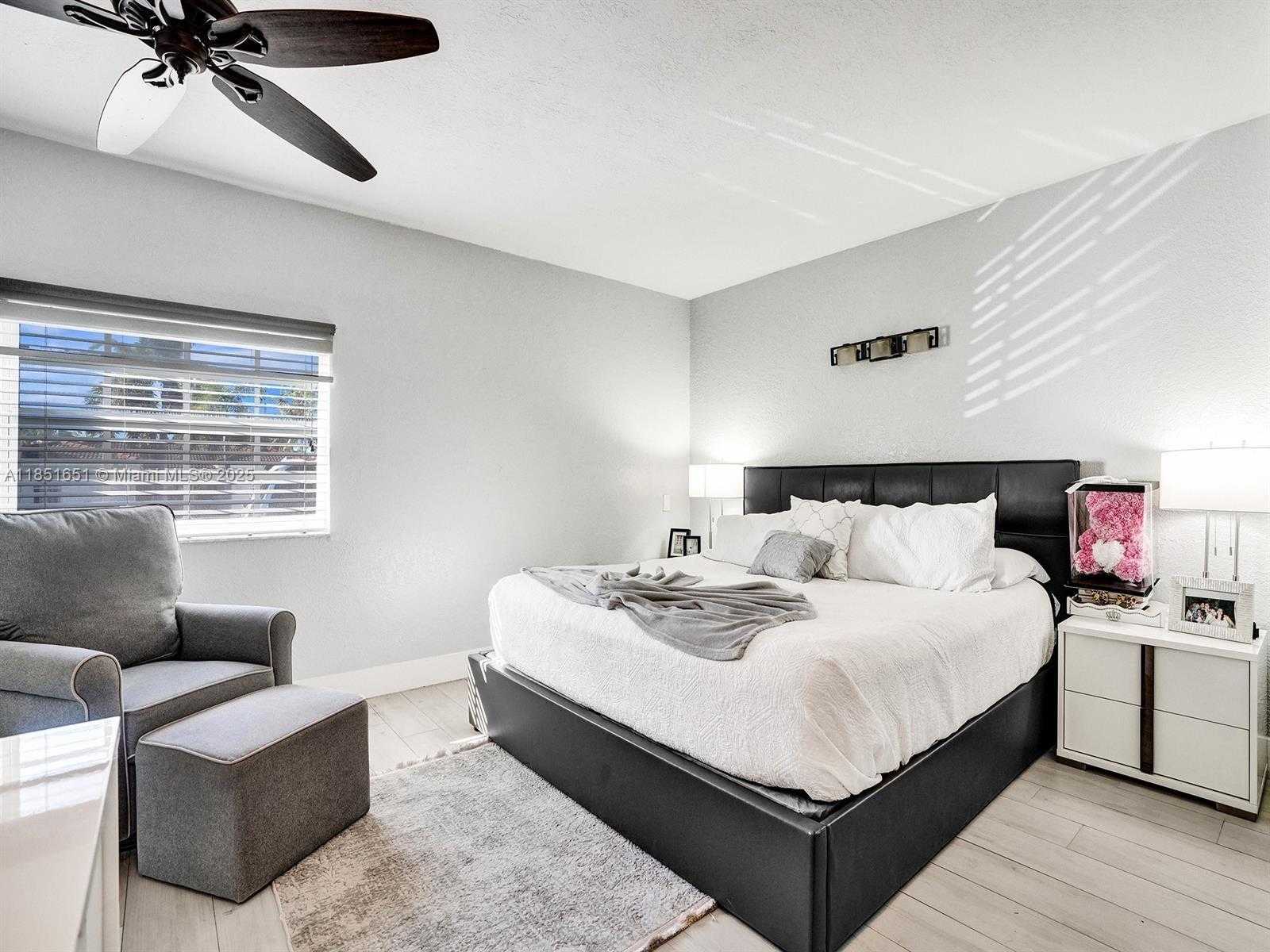 Small Image of 217 SOUTH EAST 5TH ST, Dania Beach Number 12