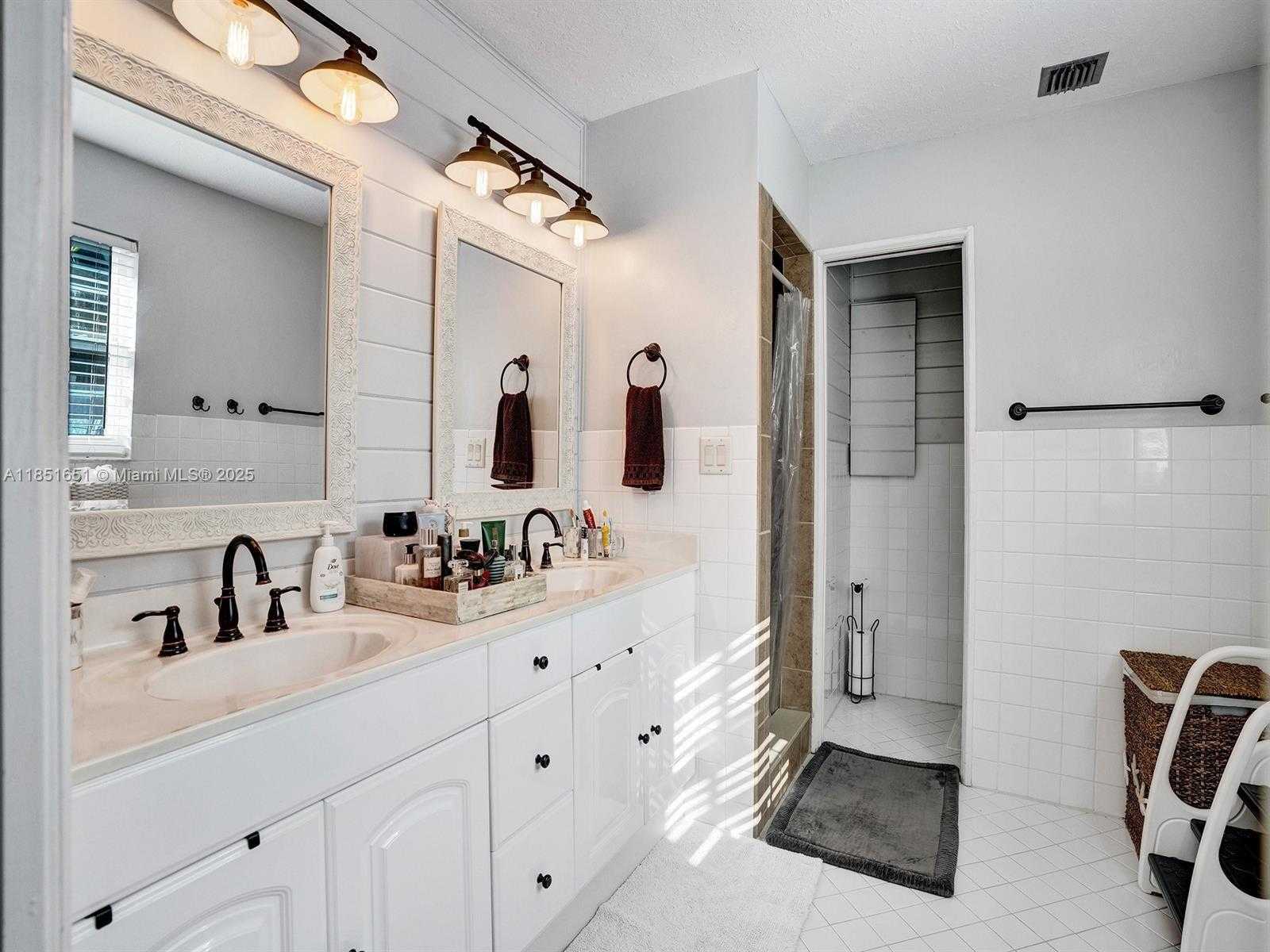 Small Image of 217 SOUTH EAST 5TH ST, Dania Beach Number 14