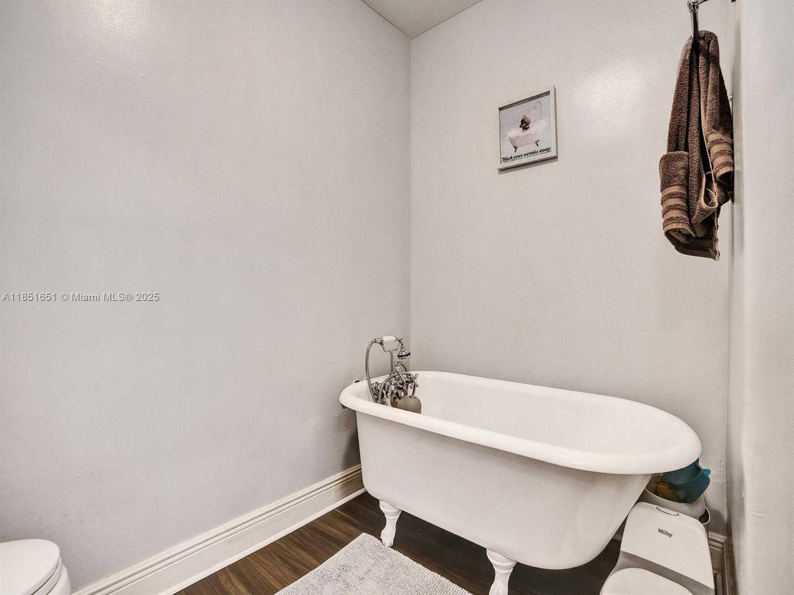 Small Image of 217 SOUTH EAST 5TH ST, Dania Beach Number 22