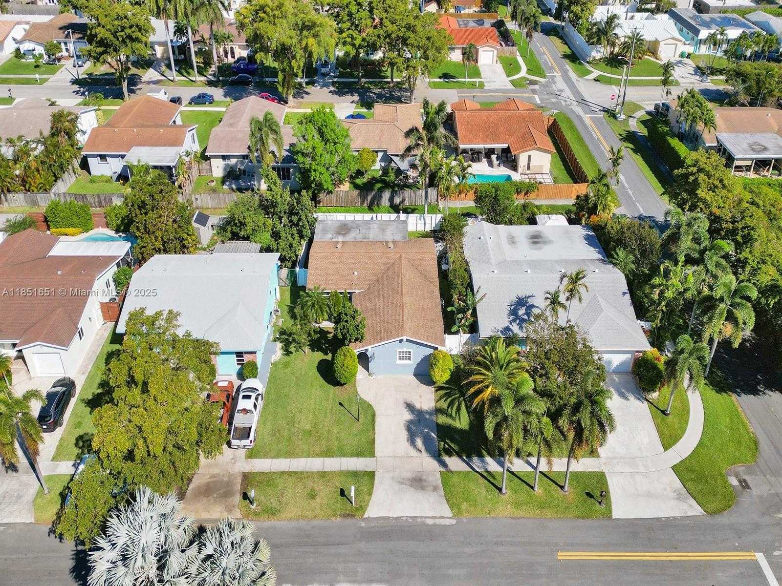 Small Image of 217 SOUTH EAST 5TH ST, Dania Beach Number 25
