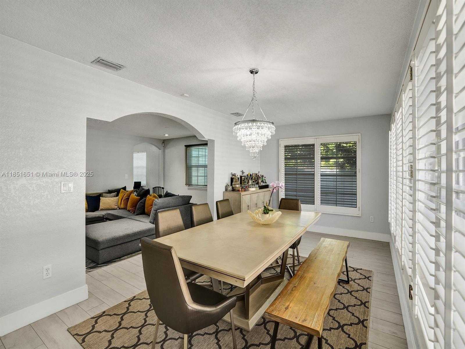 Small Image of 217 SOUTH EAST 5TH ST, Dania Beach Number 8