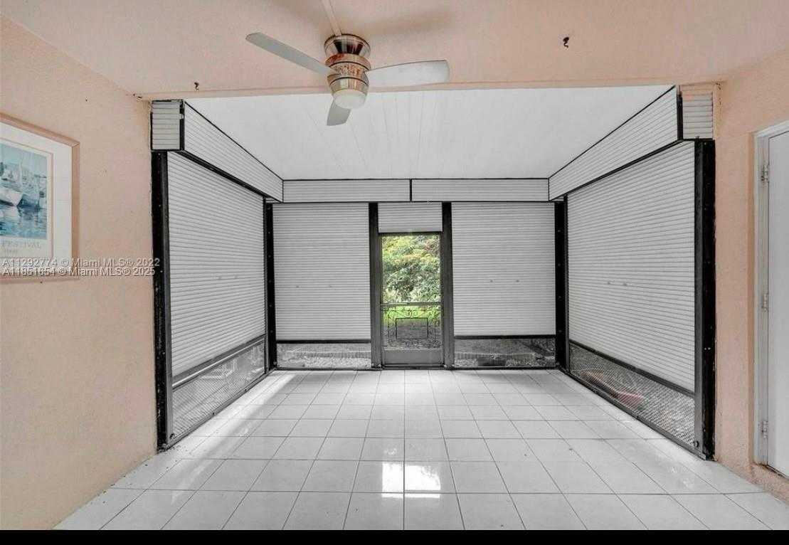 Small Image of 1001 THREE ISLANDS BLVD #28, Hallandale Beach Number 10