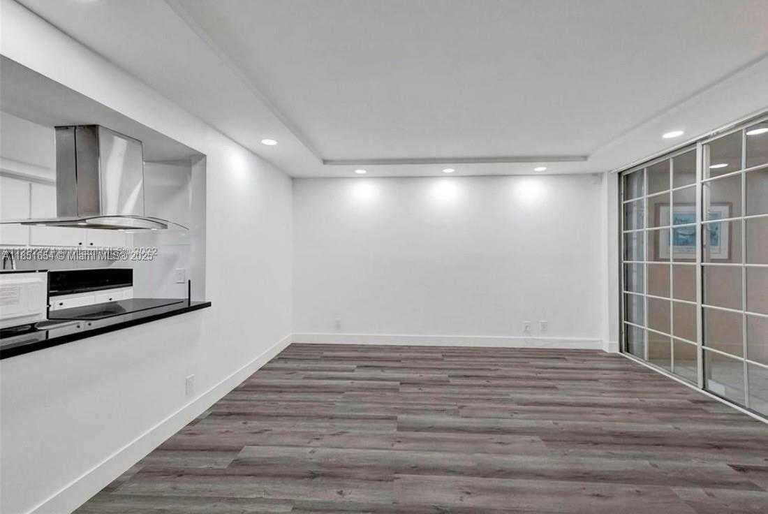 Small Image of 1001 THREE ISLANDS BLVD #28, Hallandale Beach Number 9