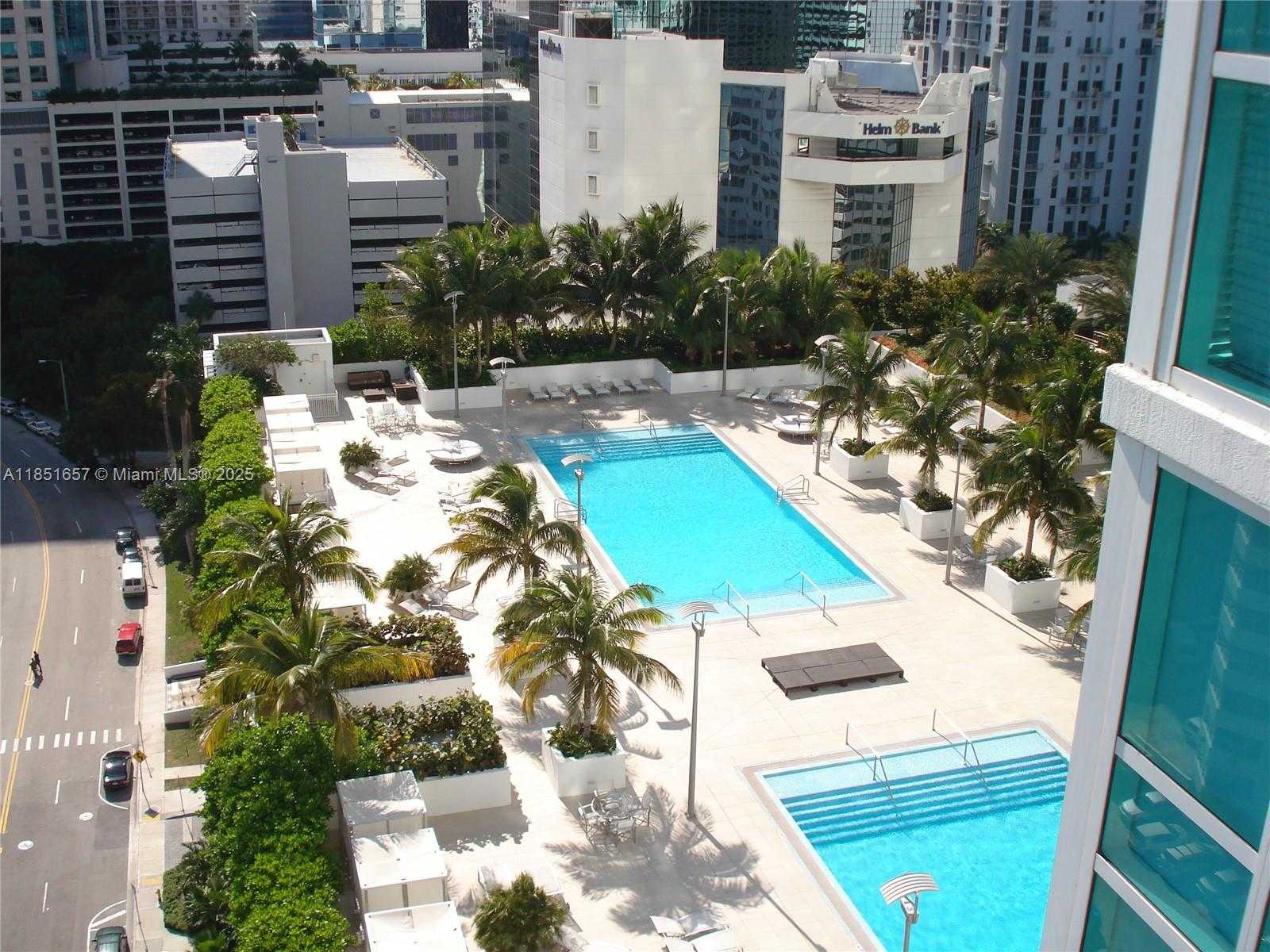 Small Image of 951 BRICKELL AVE #1007, Miami Number 17