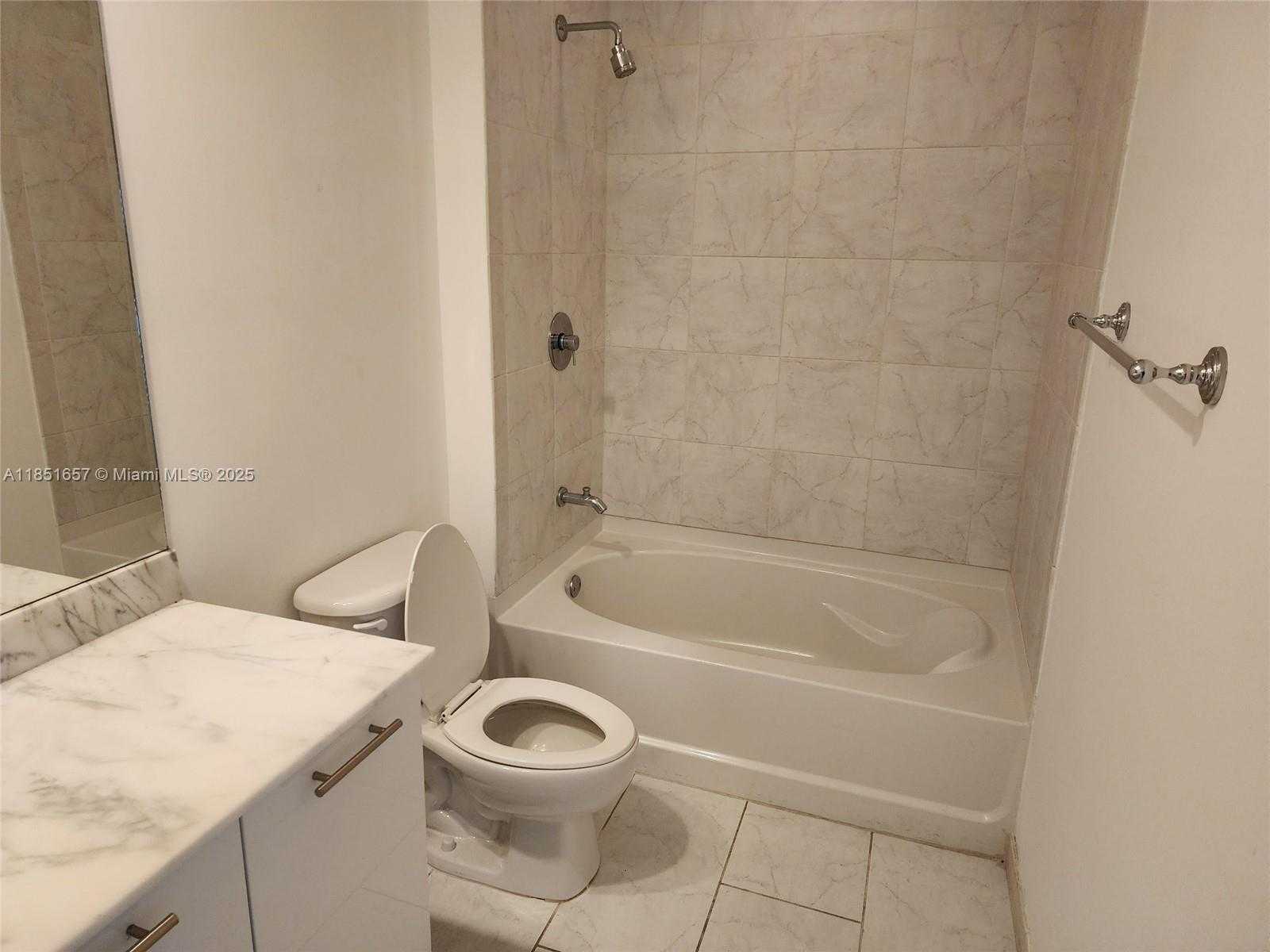 Small Image of 951 BRICKELL AVE #1007, Miami Number 25