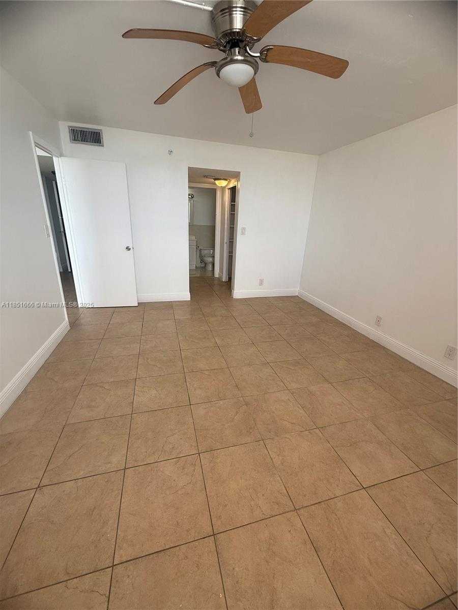 Small Image of 2025 NORTH EAST 164TH ST #814, North Miami Beach Number 9