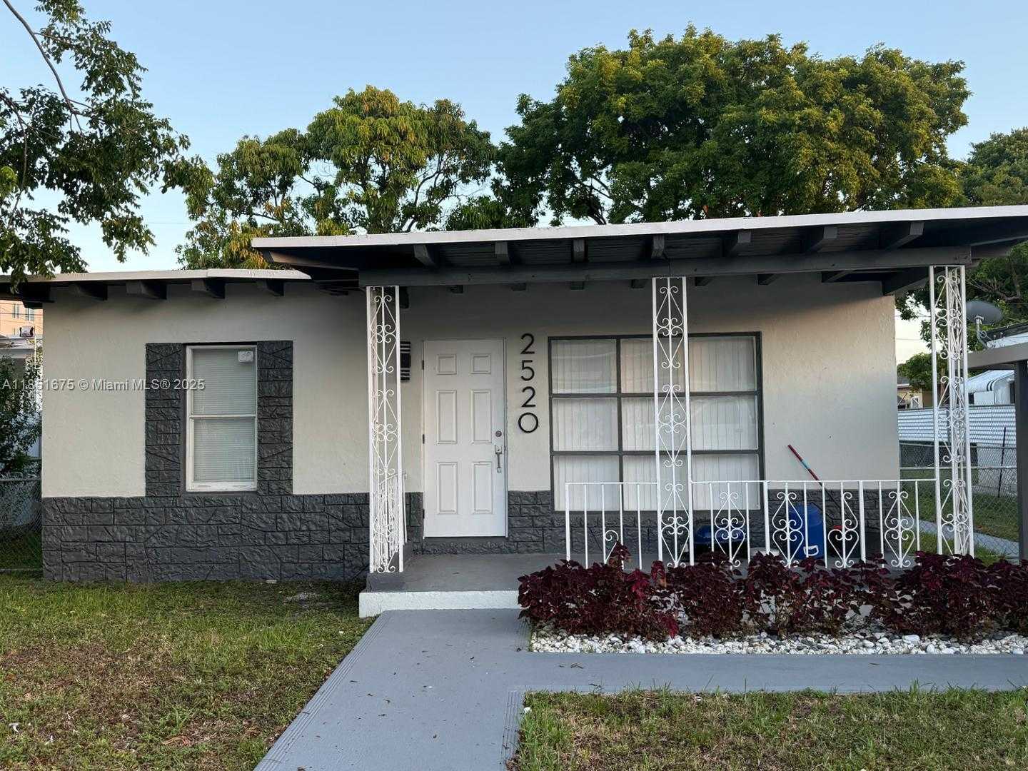 Small Image of 2520 NORTH WEST 55TH, Miami Number 2