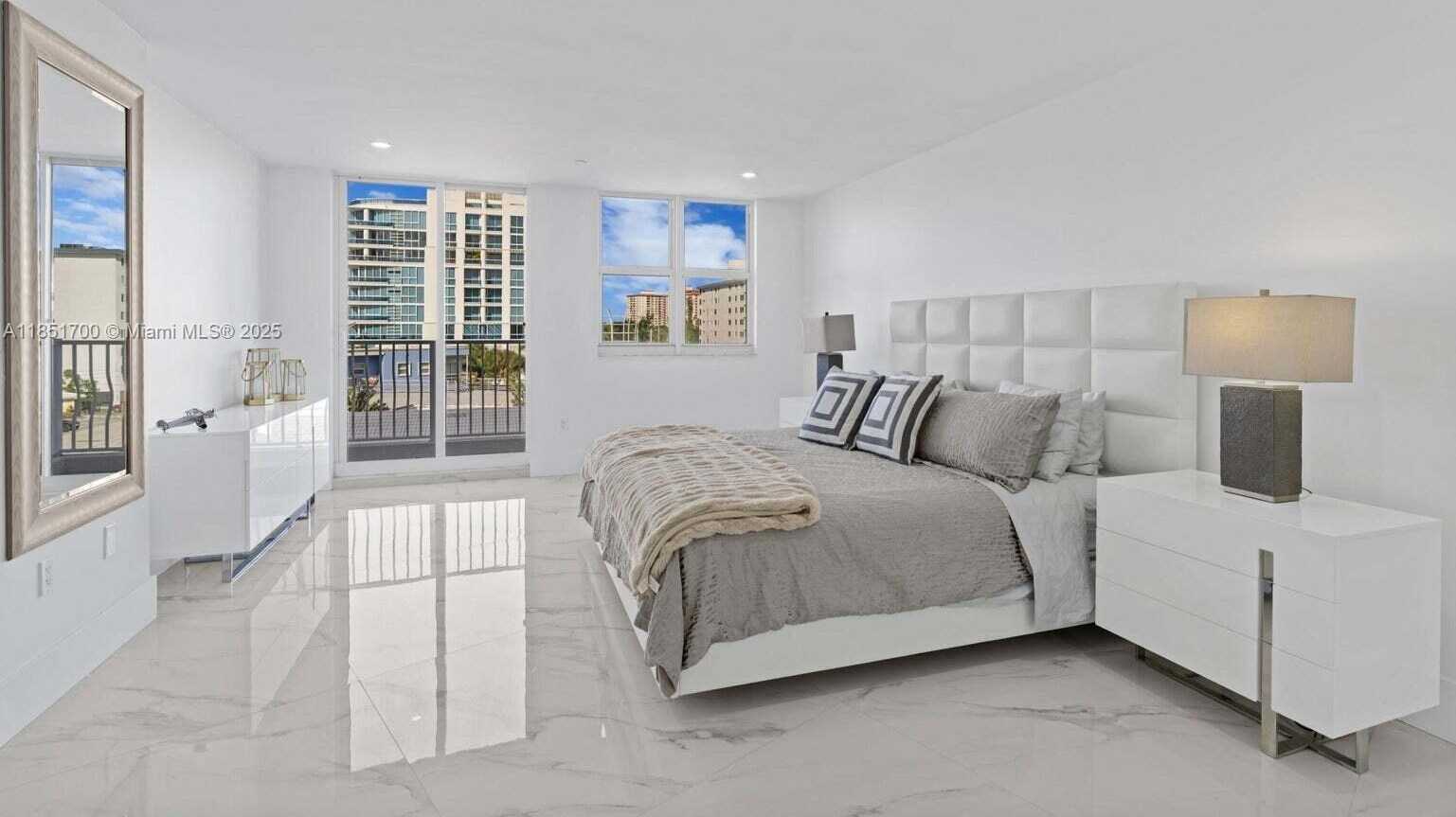 Small Image of 615 BAYSHORE DR #401, Fort Lauderdale Number 4