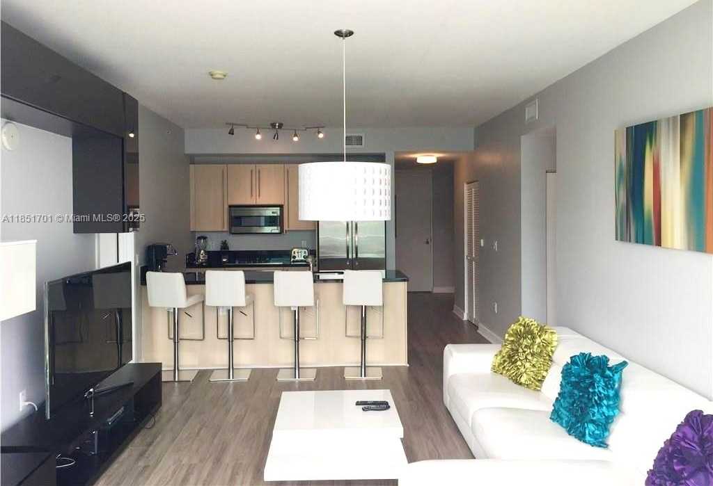 Small Image of 1111 SOUTH WEST 1ST AVE #UPH4016-, Miami Number 2