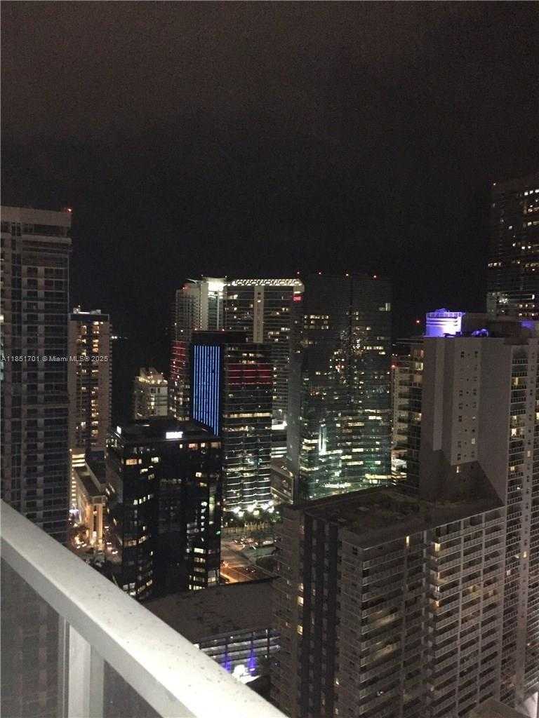 Small Image of 1111 SOUTH WEST 1ST AVE #UPH4016-, Miami Number 9