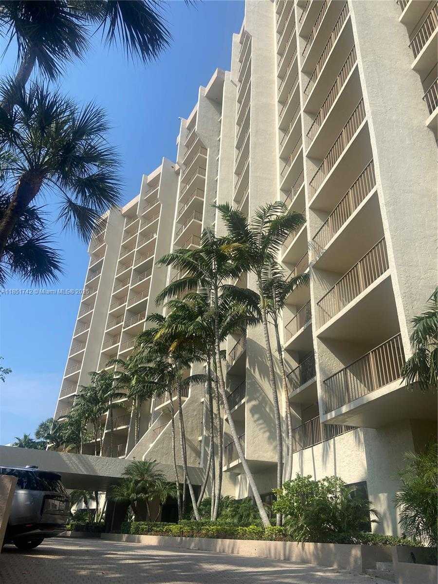 Small Image of Lauderdale By The Sea Number 2
