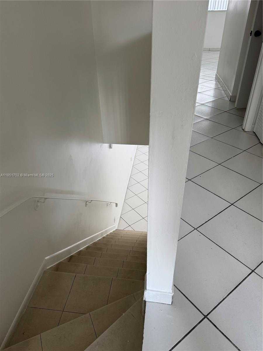 Small Image of 8851 NORTH WEST 119TH ST #2219-2, Hialeah Gardens Number 11
