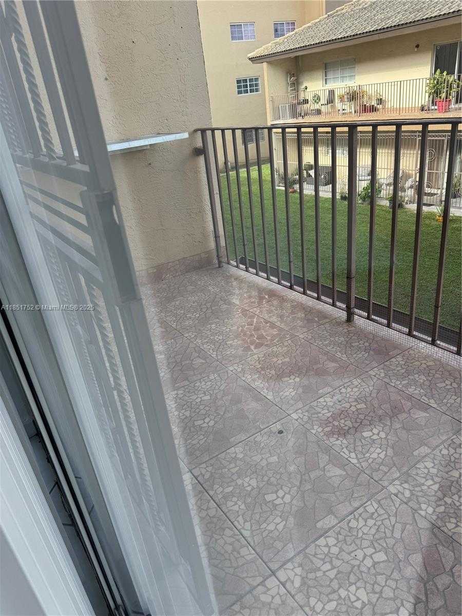 Small Image of 8851 NORTH WEST 119TH ST #2219-2, Hialeah Gardens Number 5