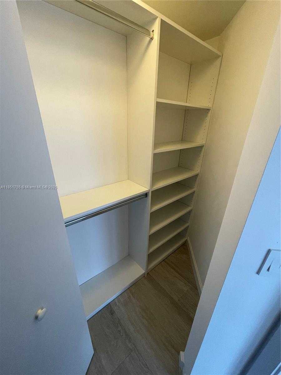 Small Image of 55 SOUTH WEST 9TH ST #2701, Miami Number 13