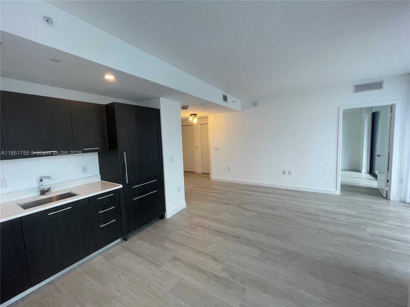 Small Image of 55 SOUTH WEST 9TH ST #2701, Miami Number 17