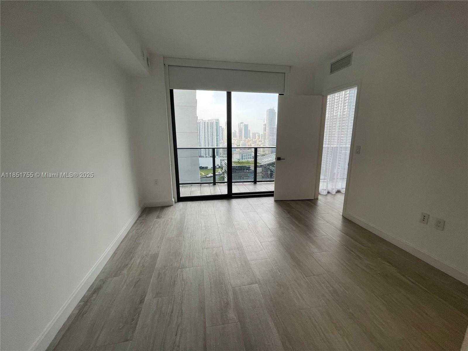 Small Image of 55 SOUTH WEST 9TH ST #2701, Miami Number 24