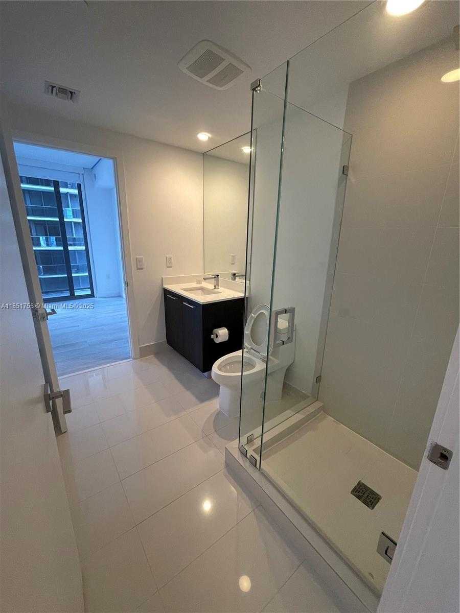 Small Image of 55 SOUTH WEST 9TH ST #2701, Miami Number 28