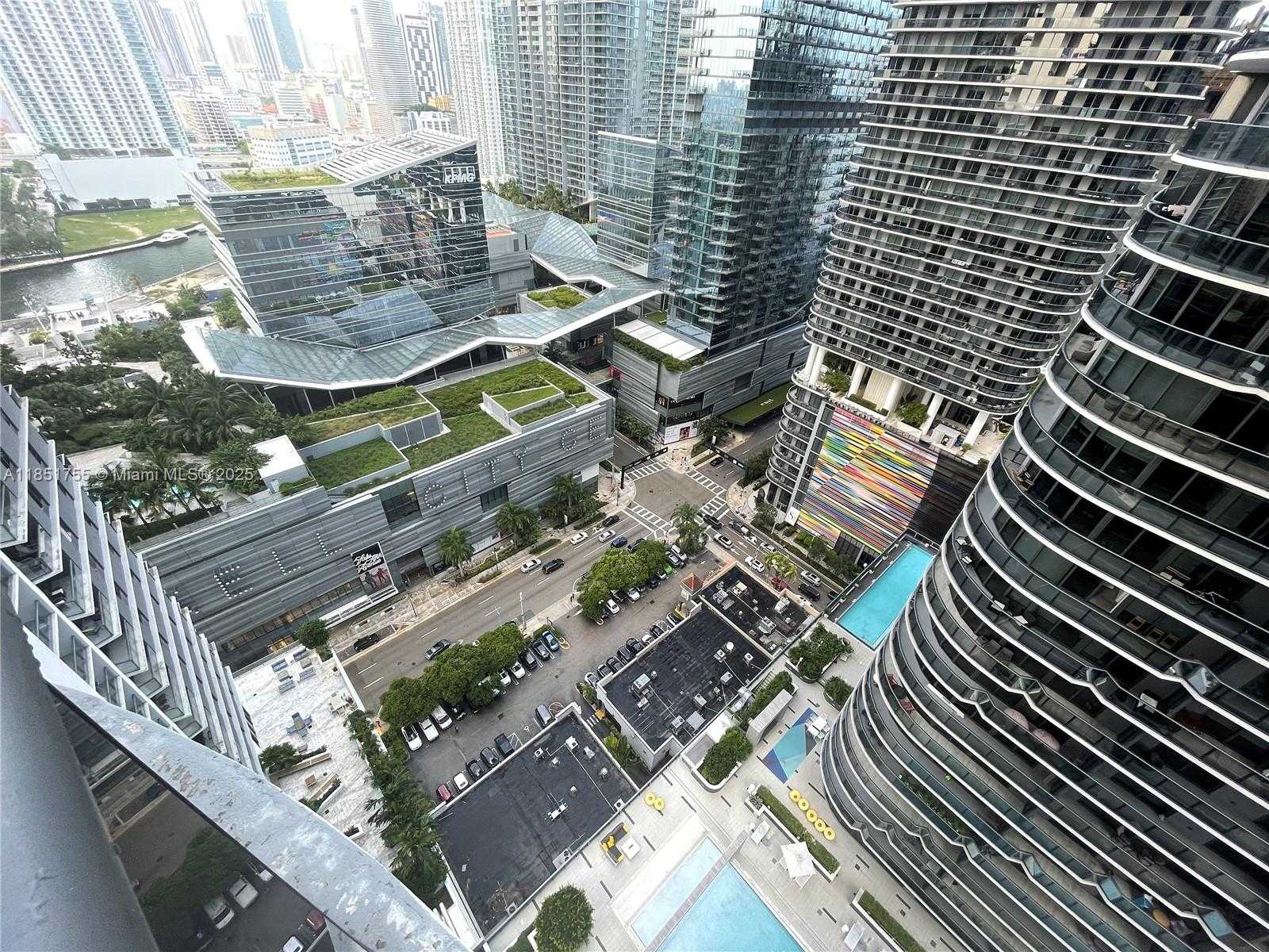 Small Image of 55 SOUTH WEST 9TH ST #2701, Miami Number 36
