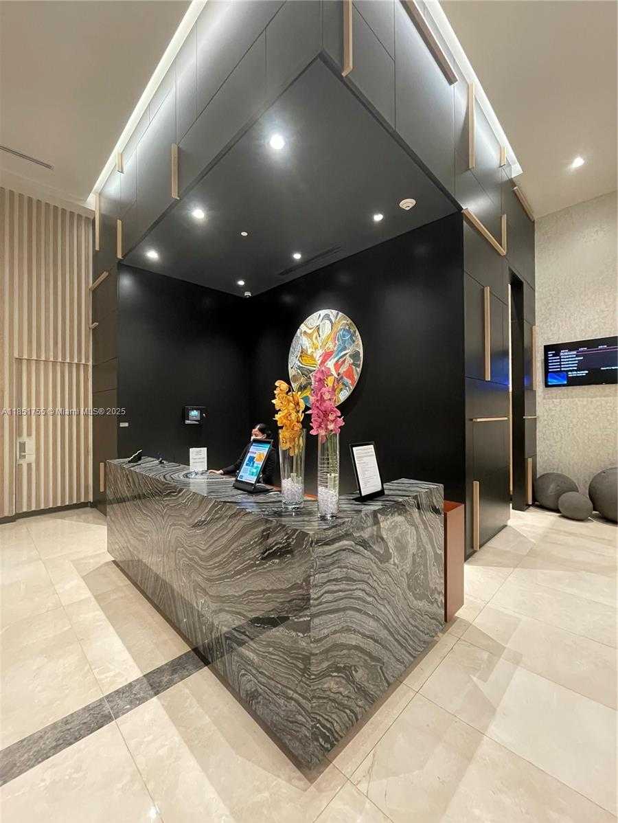 Small Image of 55 SOUTH WEST 9TH ST #2701, Miami Number 37