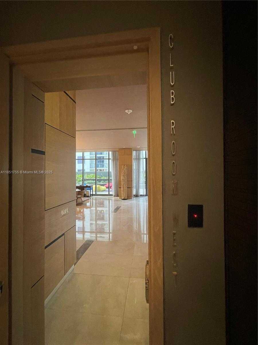 Small Image of 55 SOUTH WEST 9TH ST #2701, Miami Number 41