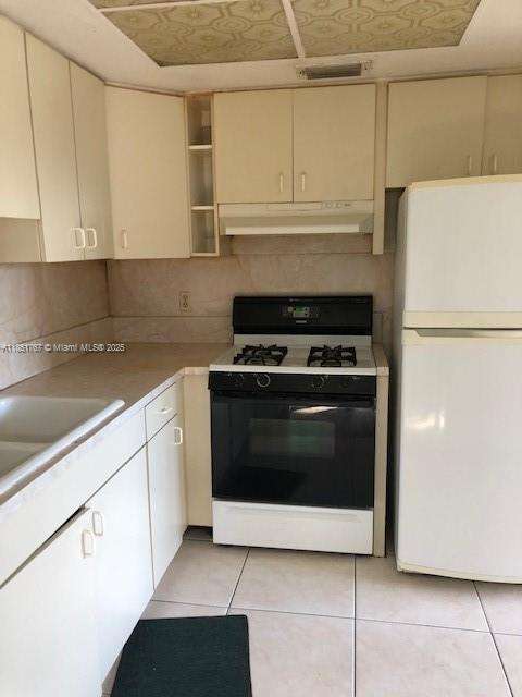Small Image of 3251 NORTH WEST 16TH ST #3251, Lauderhill Number 2