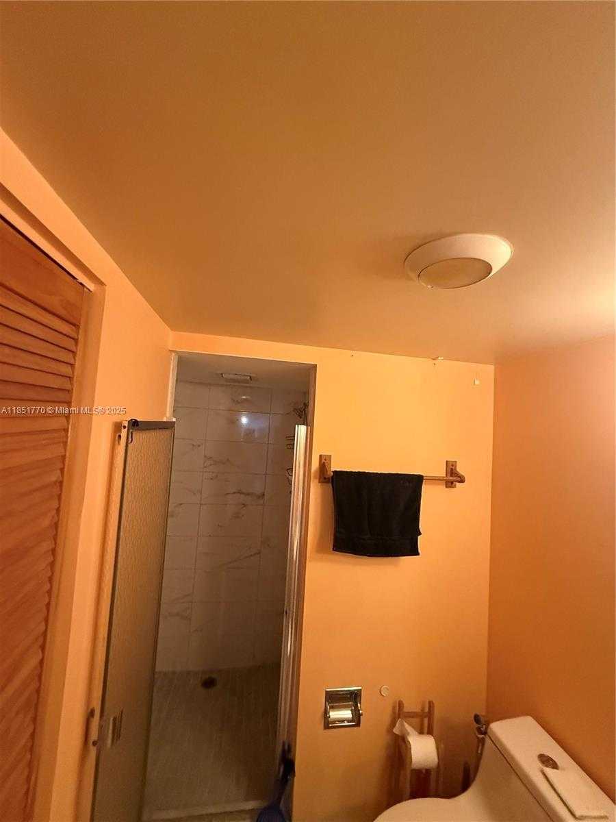 Small Image of 1865 SOUTH OCEAN DR #20N, Hallandale Beach Number 15