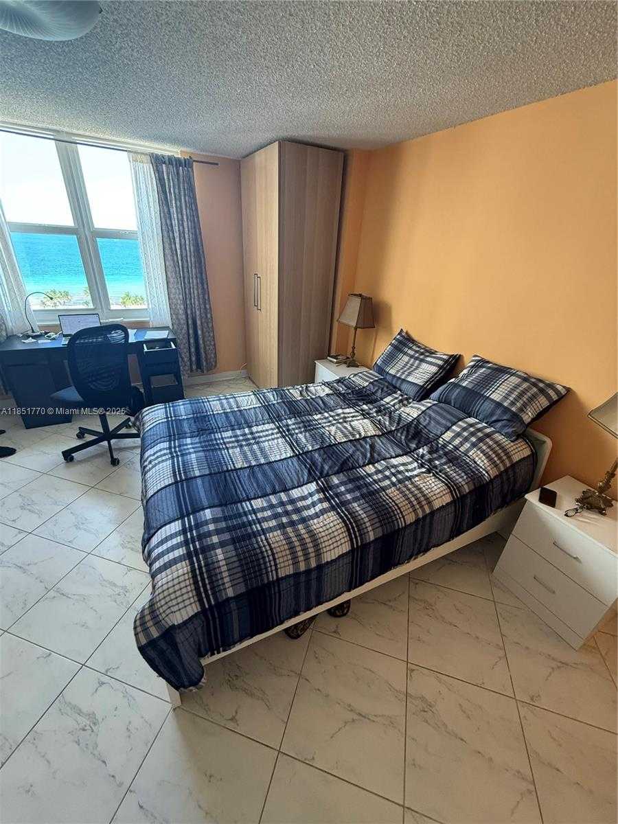 Small Image of 1865 SOUTH OCEAN DR #20N, Hallandale Beach Number 21
