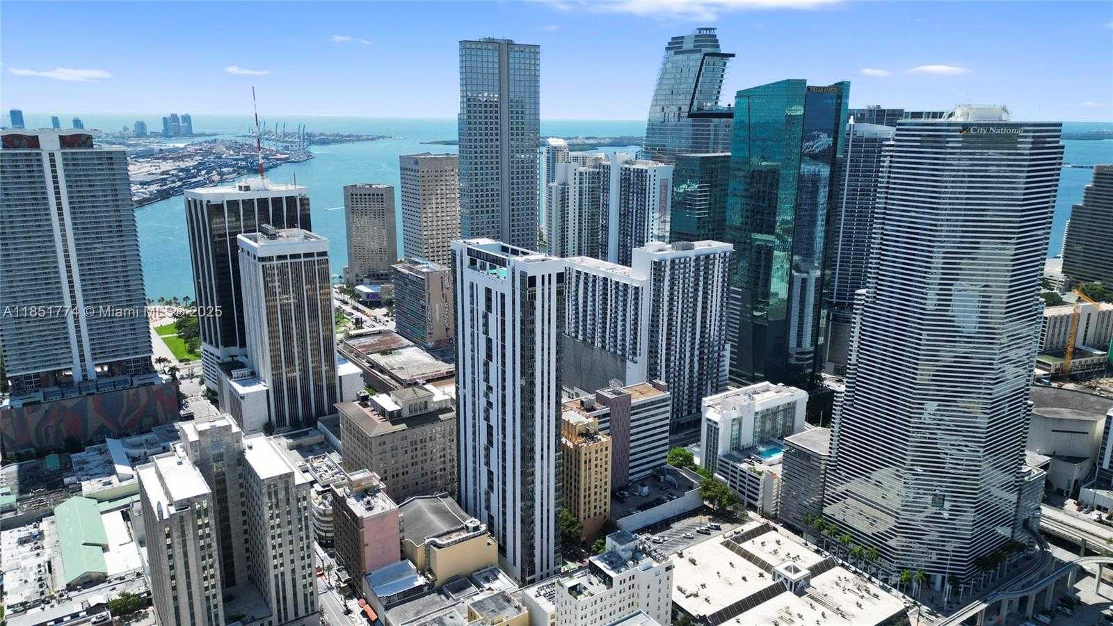 Small Image of 151 SOUTH EAST 1ST ST #3104, Miami Number 28