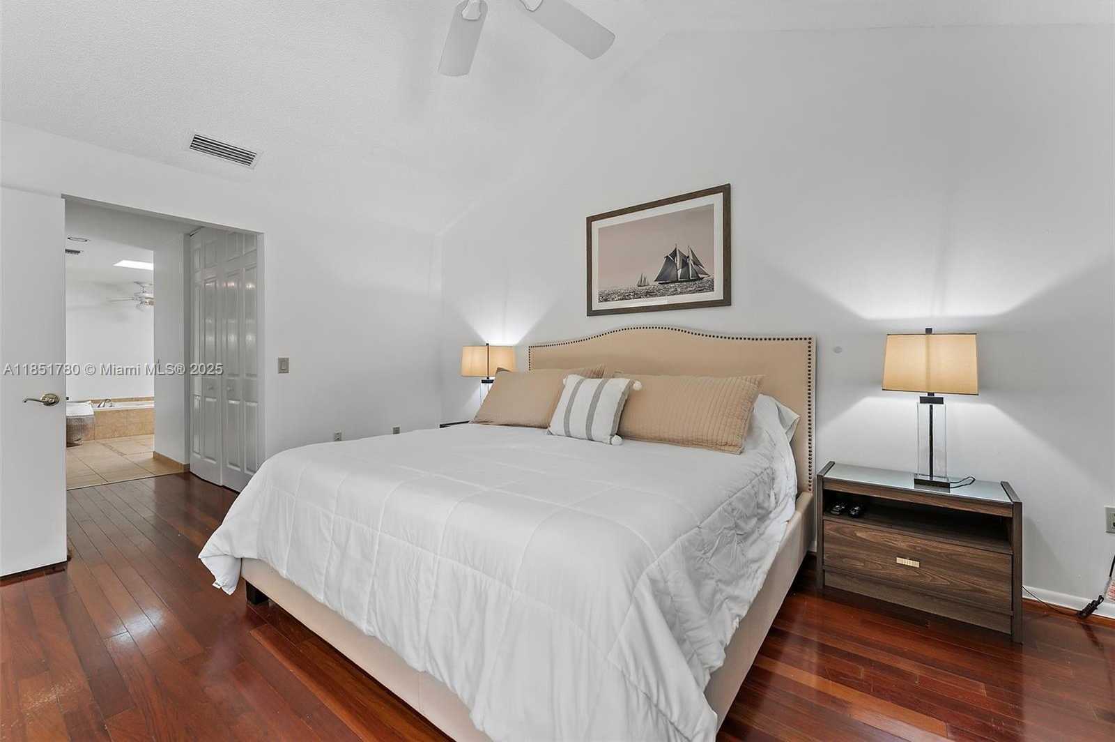 Small Image of 101 SAND PINE DR #101, Jupiter Number 16
