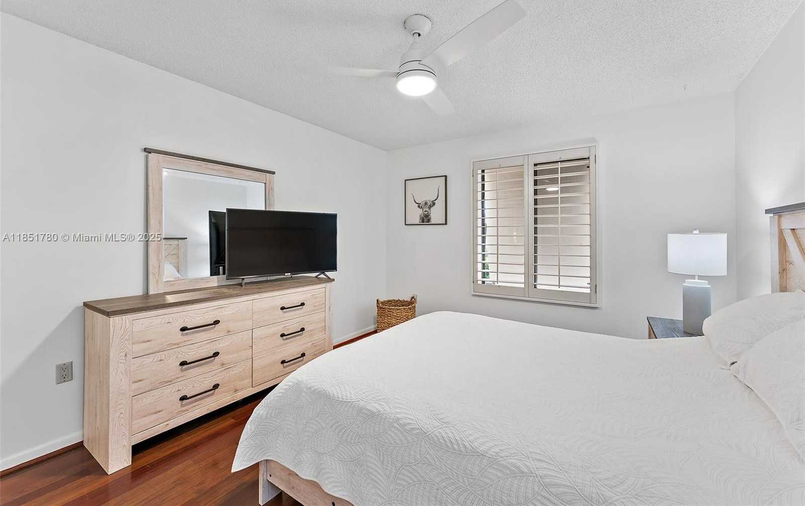 Small Image of 101 SAND PINE DR #101, Jupiter Number 25
