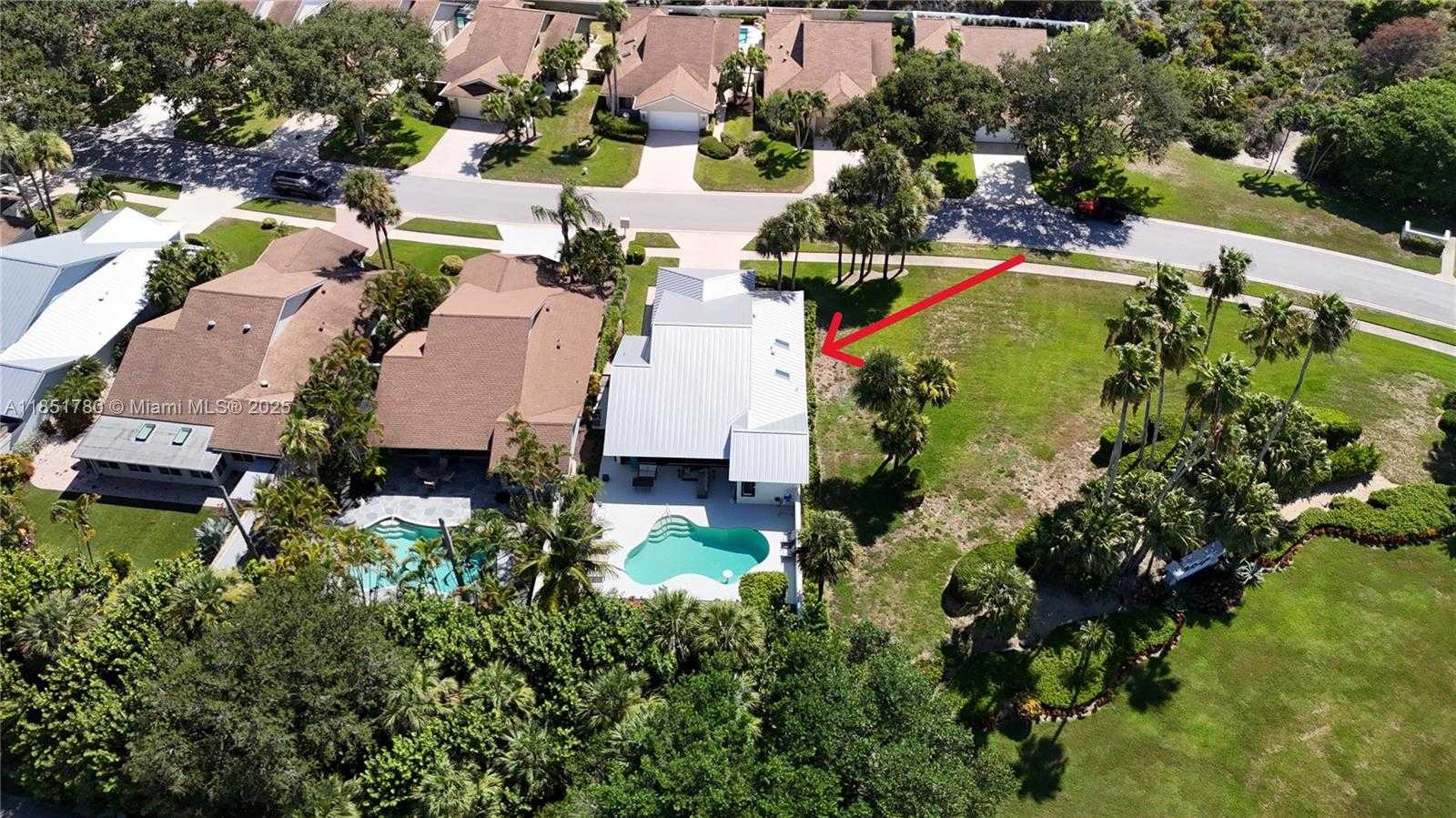 Small Image of 101 SAND PINE DR #101, Jupiter Number 29