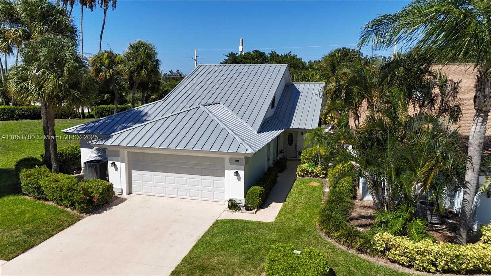 Small Image of 101 SAND PINE DR #101, Jupiter Number 3