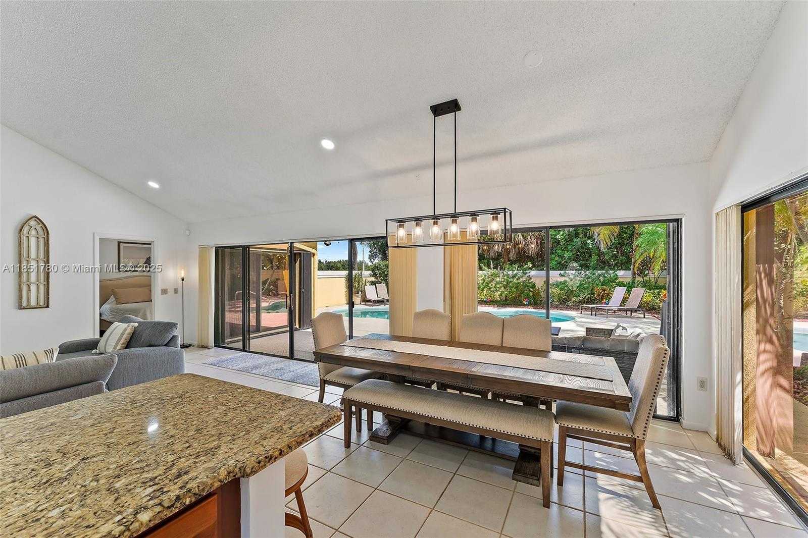 Small Image of 101 SAND PINE DR #101, Jupiter Number 6