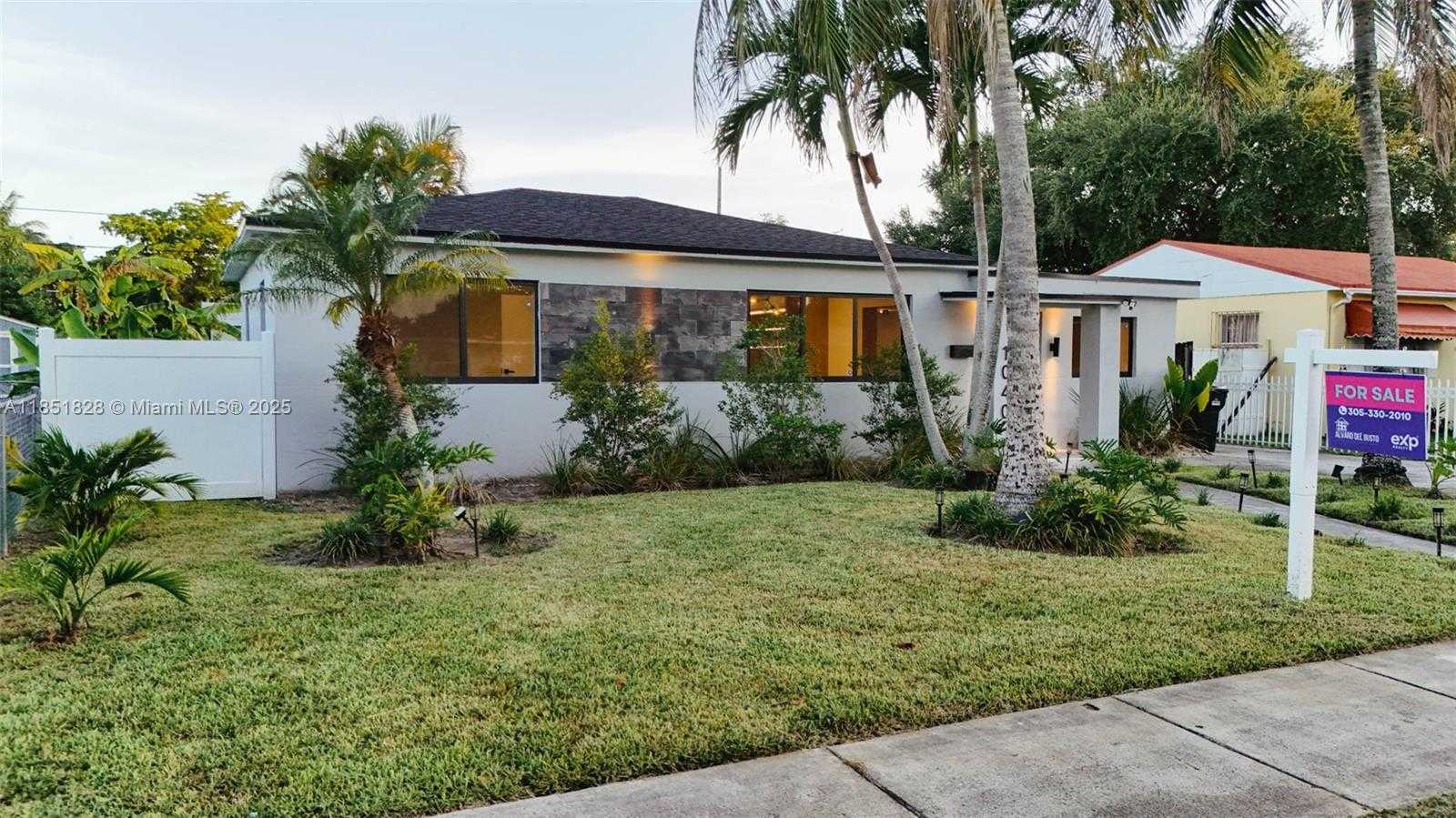 Small Image of 1040 NORTH EAST 143RD ST, North Miami Number 2