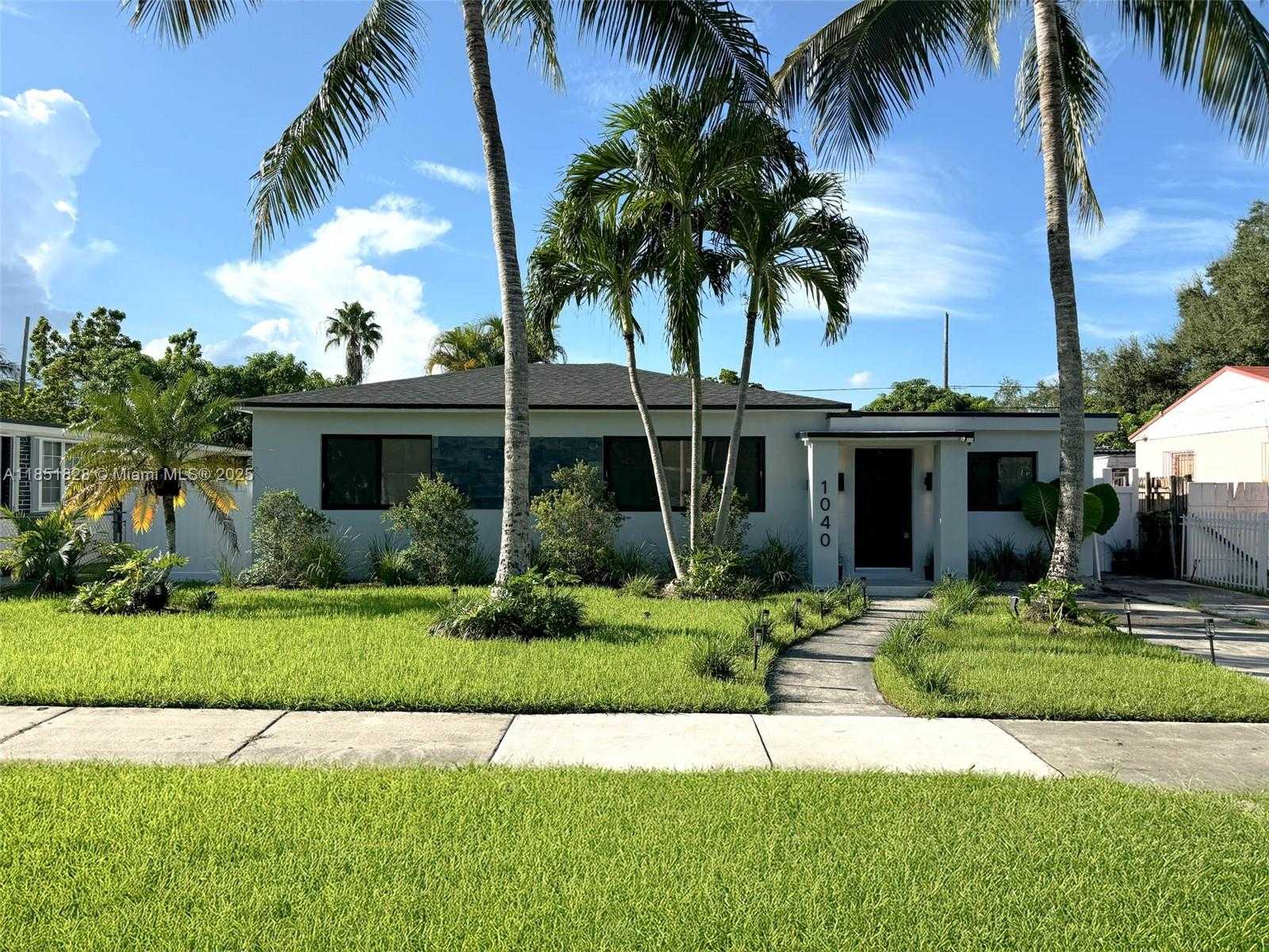 Small Image of 1040 NORTH EAST 143RD ST, North Miami Number 3