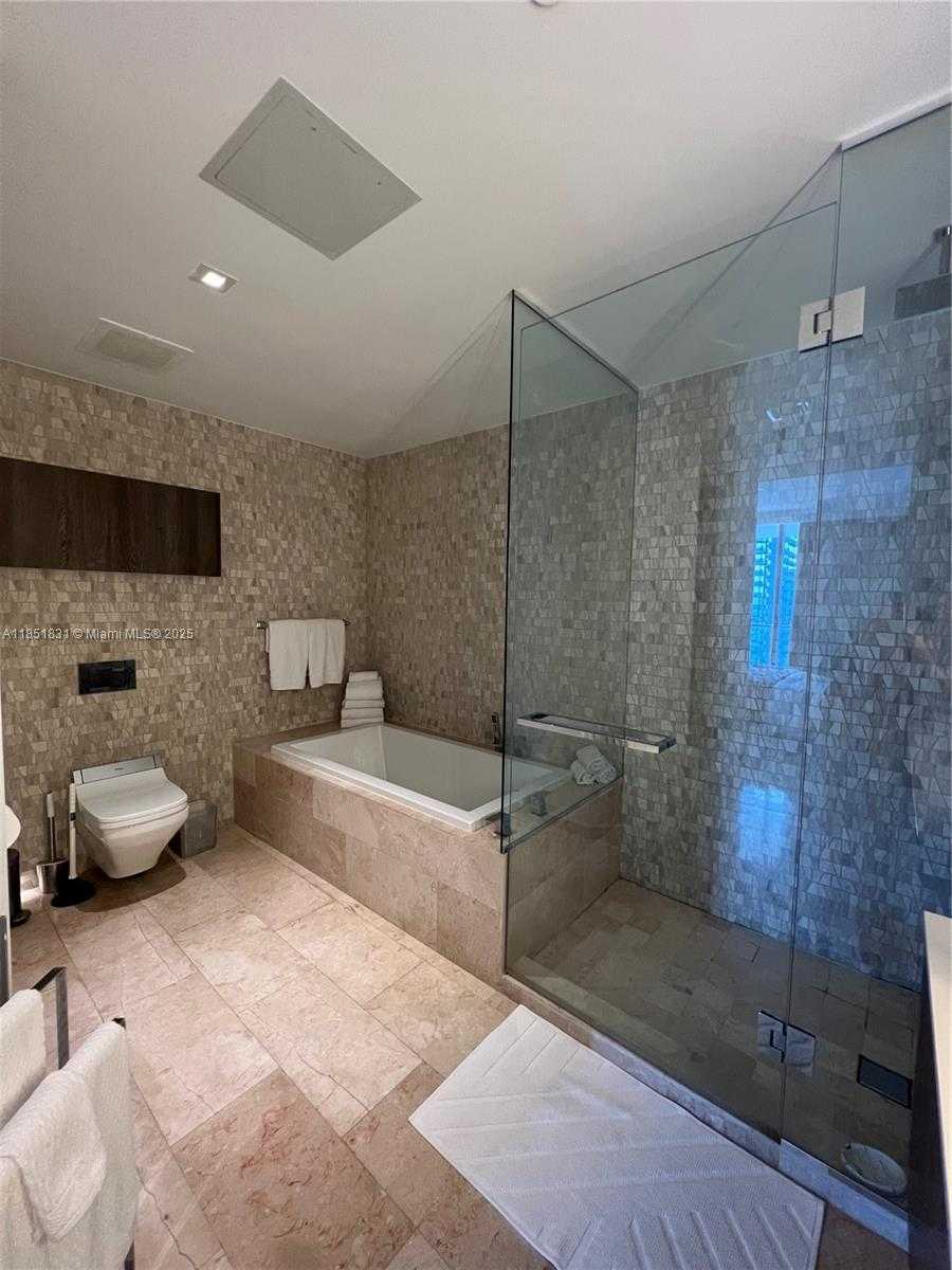 Small Image of 88 SOUTH WEST 7TH ST #3007, Miami Number 12