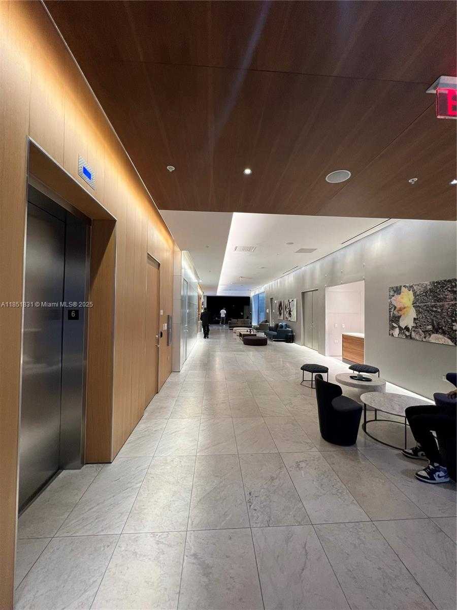 Small Image of 88 SOUTH WEST 7TH ST #3007, Miami Number 28
