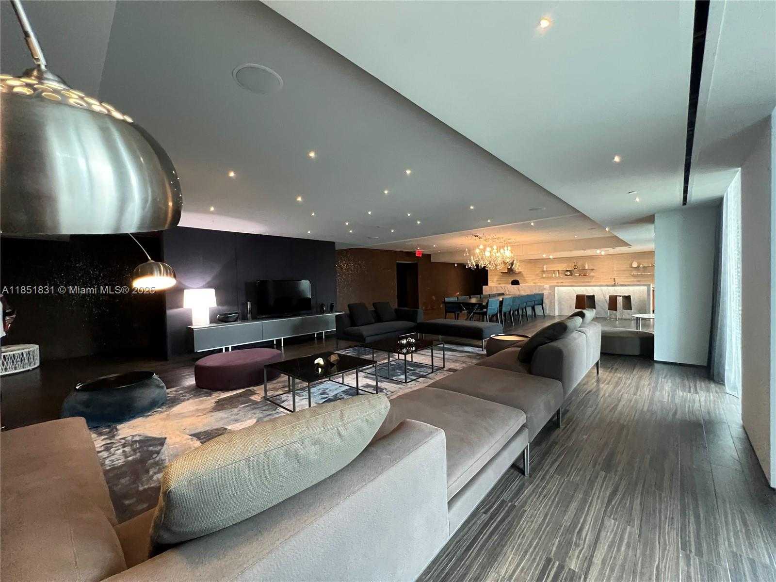 Small Image of 88 SOUTH WEST 7TH ST #3007, Miami Number 34