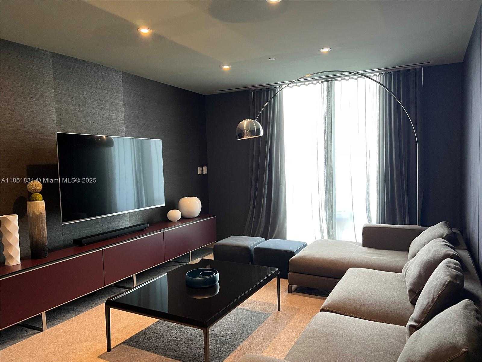 Small Image of 88 SOUTH WEST 7TH ST #3007, Miami Number 35