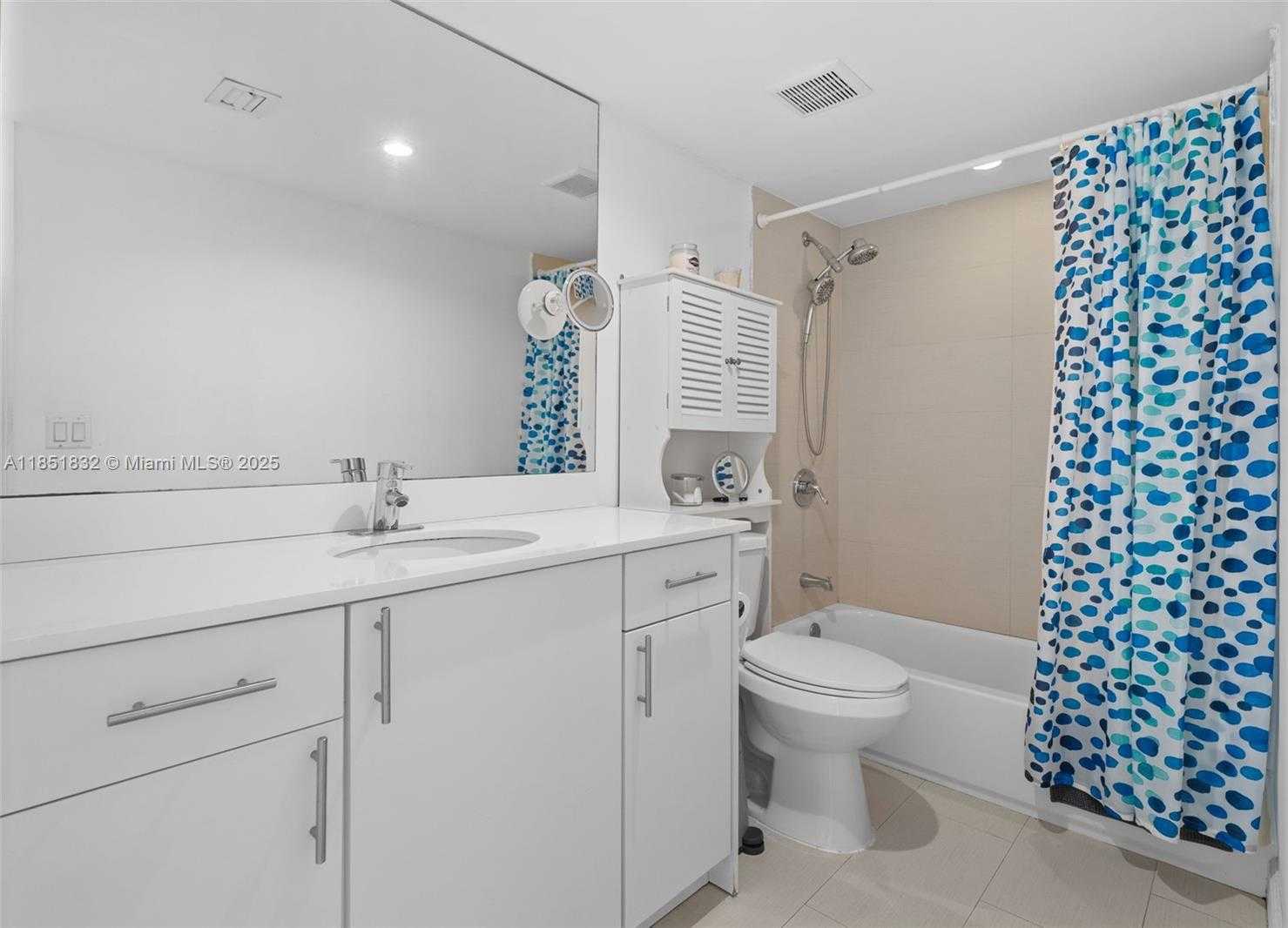 Small Image of 240 GALEN DR #109, Key Biscayne Number 15