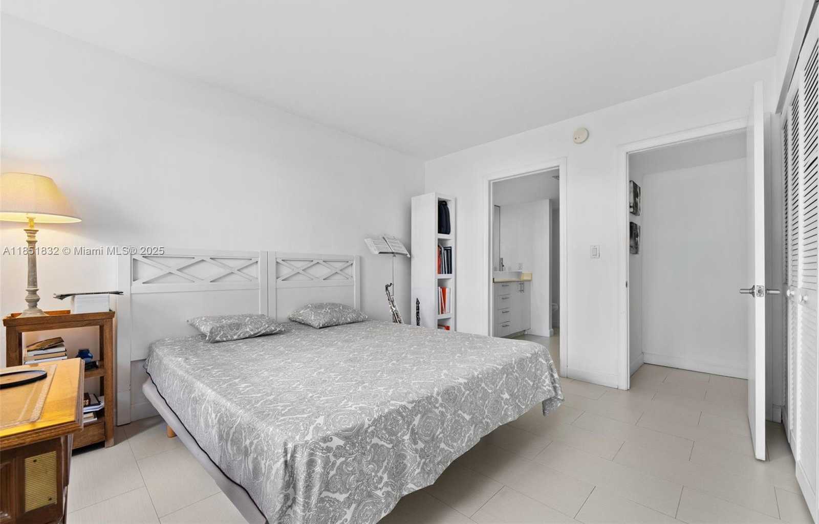 Small Image of 240 GALEN DR #109, Key Biscayne Number 18