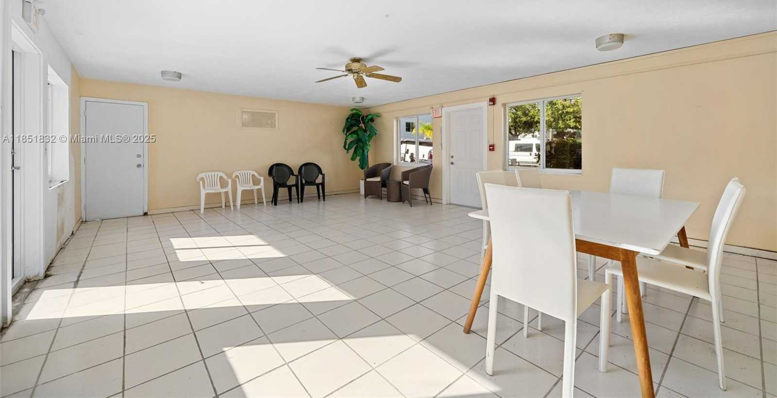 Small Image of 240 GALEN DR #109, Key Biscayne Number 28