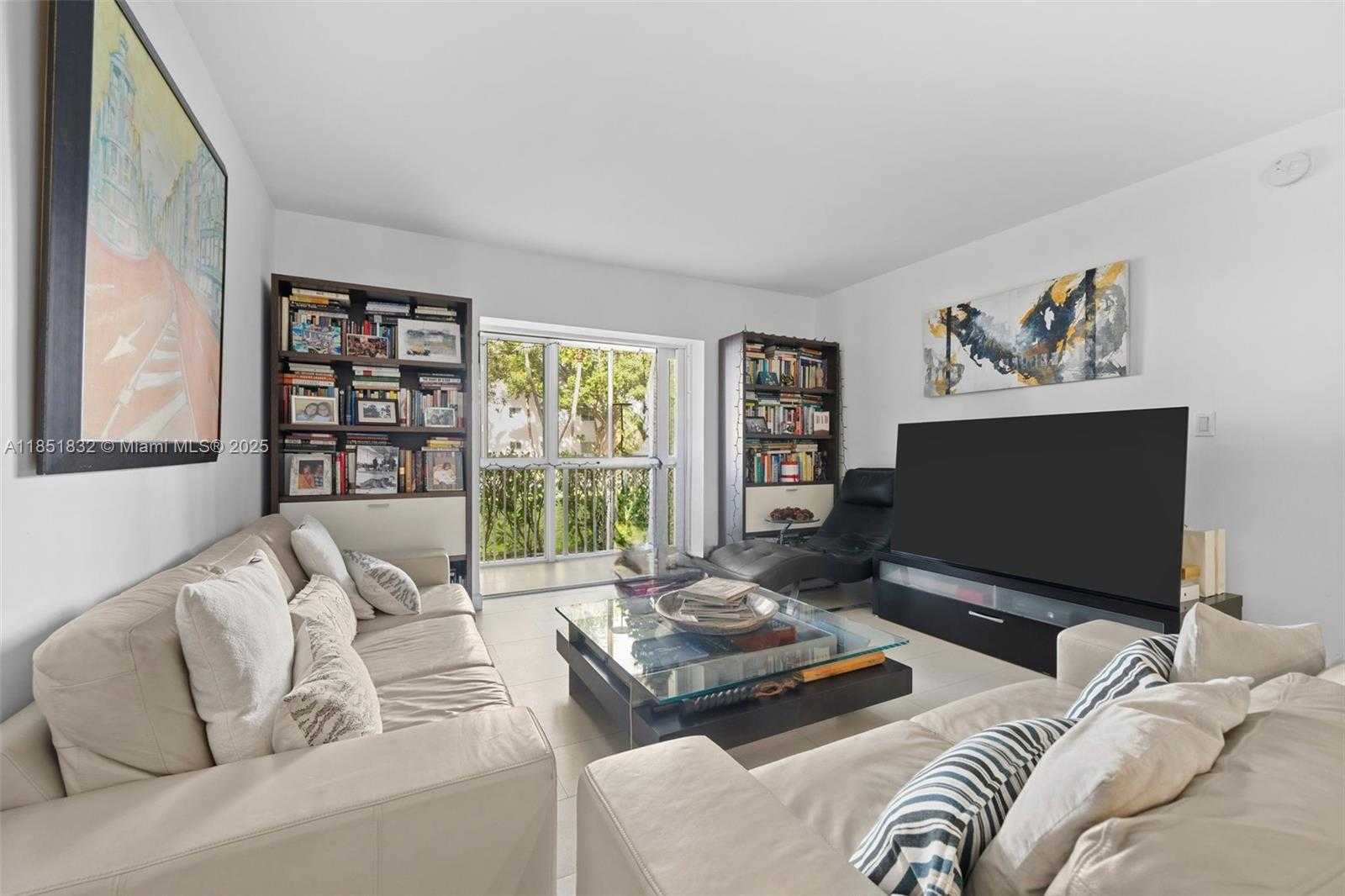 Small Image of 240 GALEN DR #109, Key Biscayne Number 6