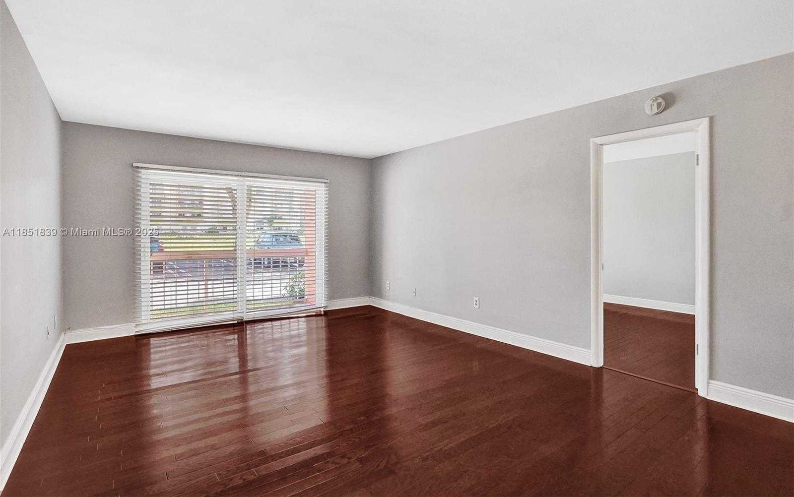 Small Image of 7840 CAMINO REAL #P-111, Miami Number 5